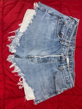Vintage Levi’s Distressed Cut-Off Shorts | 34 | Light Wash | High Rise